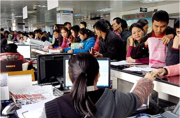 武威公积金离职封存后还可以提取出来吗？需要收费吗？